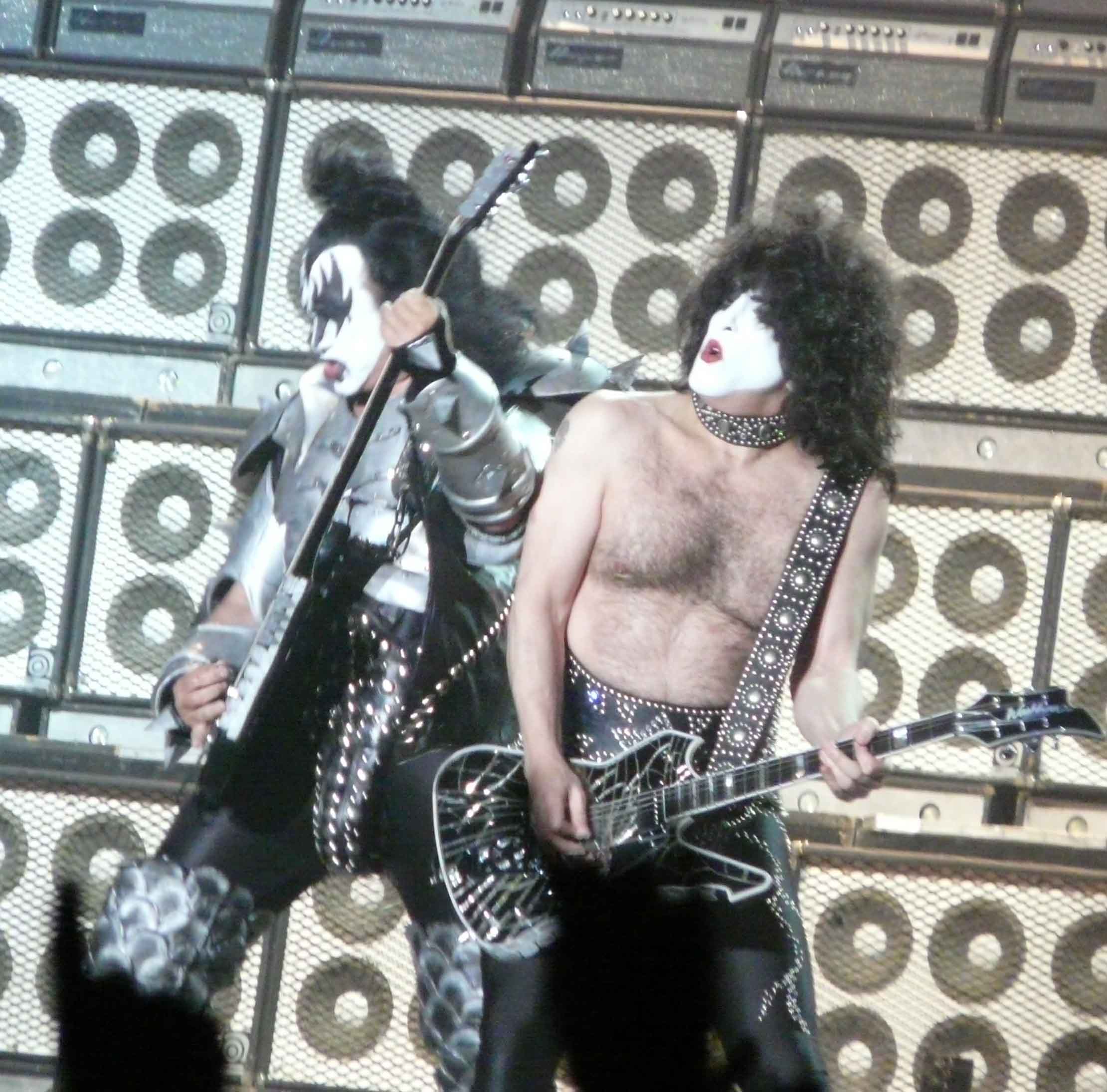 Kiss Kobeta