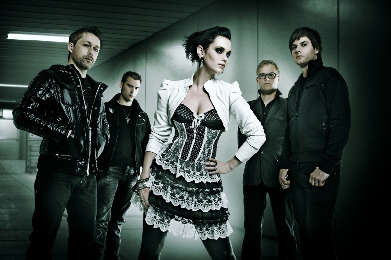 Nemesea trabajando en nueva música