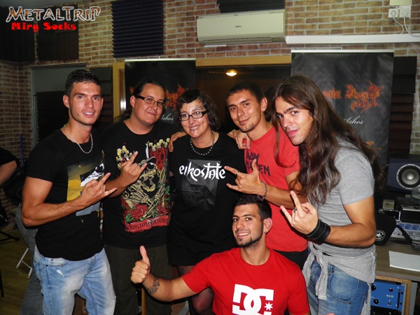 Phoenix Rising nos presentaron ayer su nuevo trabajo «Versus»
