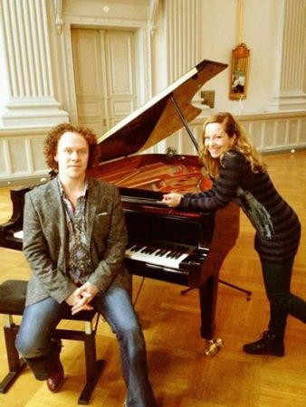 Anneke van Giersbergen y Daniel Cavanagh en España
