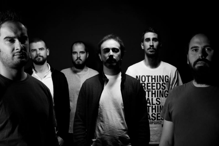 Detalles del debut de Sullen