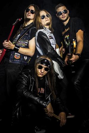 Booze Control presentan su álbum «Heavy Metal»