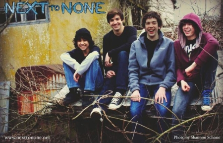 Debut de Next to None