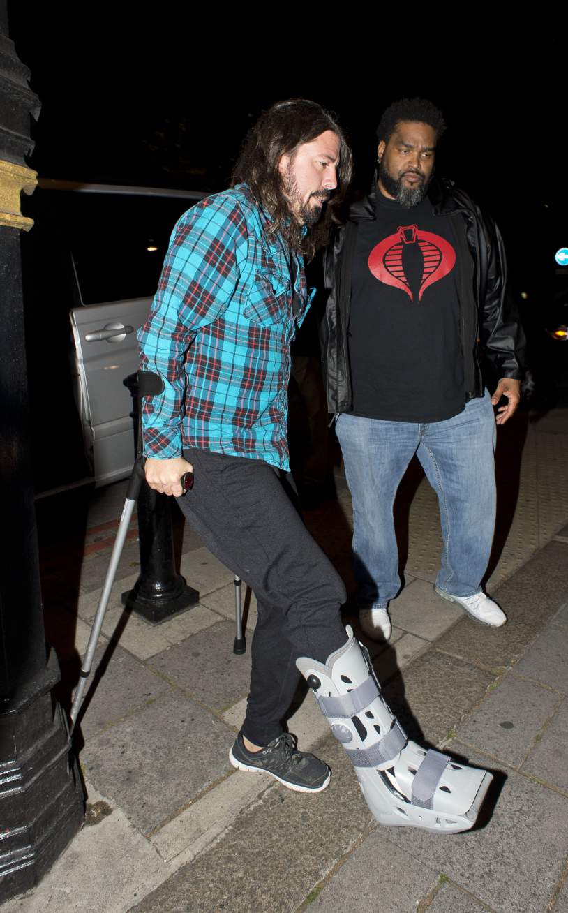 Foo Fighters cancelan fechas veraniegas