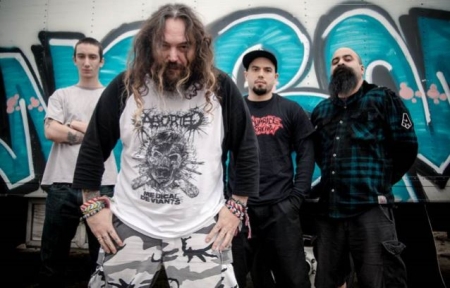 Portada y tracklist de Soulfly