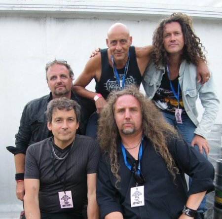 Tema en streaming de Praying Mantis