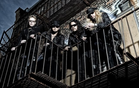 Stryper nos ofrecen tema nuevo
