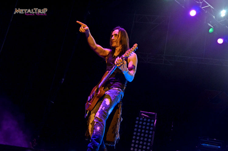 Extreme preparan nuevo álbum