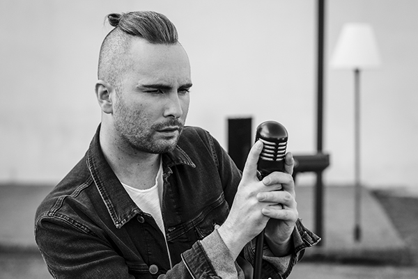 Video en solitario de Jorge Berceo, vocalista de Zenobia