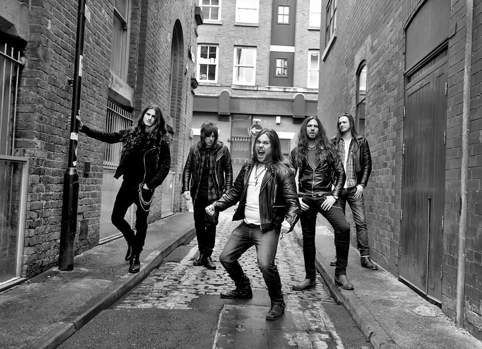 Nuevo video de Bigfoot para su tema «Freak Show».