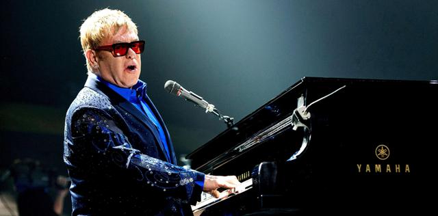 Elton John anuncia su retirada de los escenarios