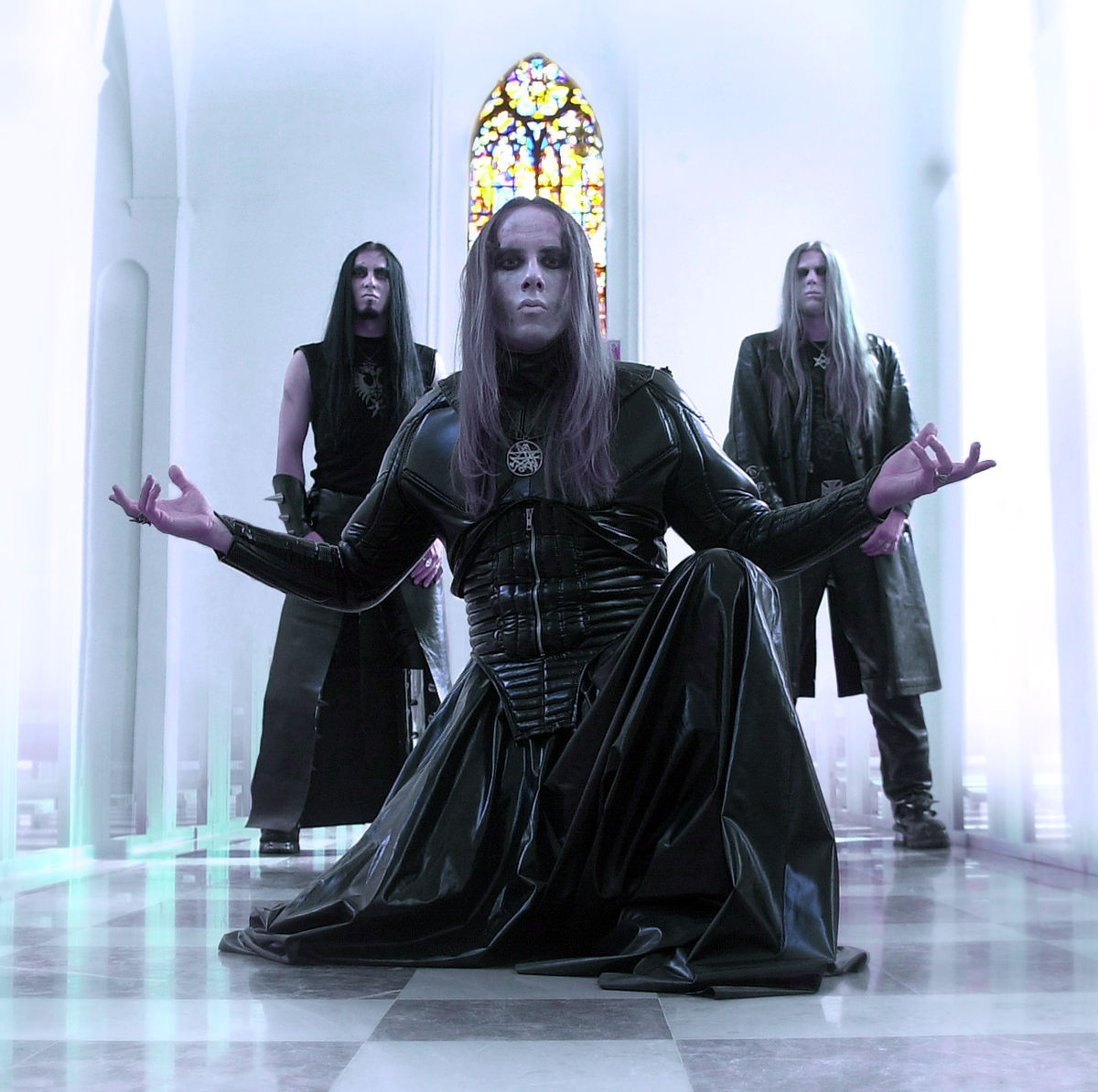 Vídeo de Behemoth tocando un tema de su inminente nuevo disco
