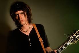 Nuevas declaraciones de Izzy Stradlin sobre Guns N Roses