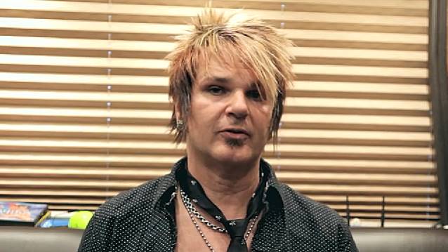 Declaraciones de Rikki Rockett sobre las giras de Poison