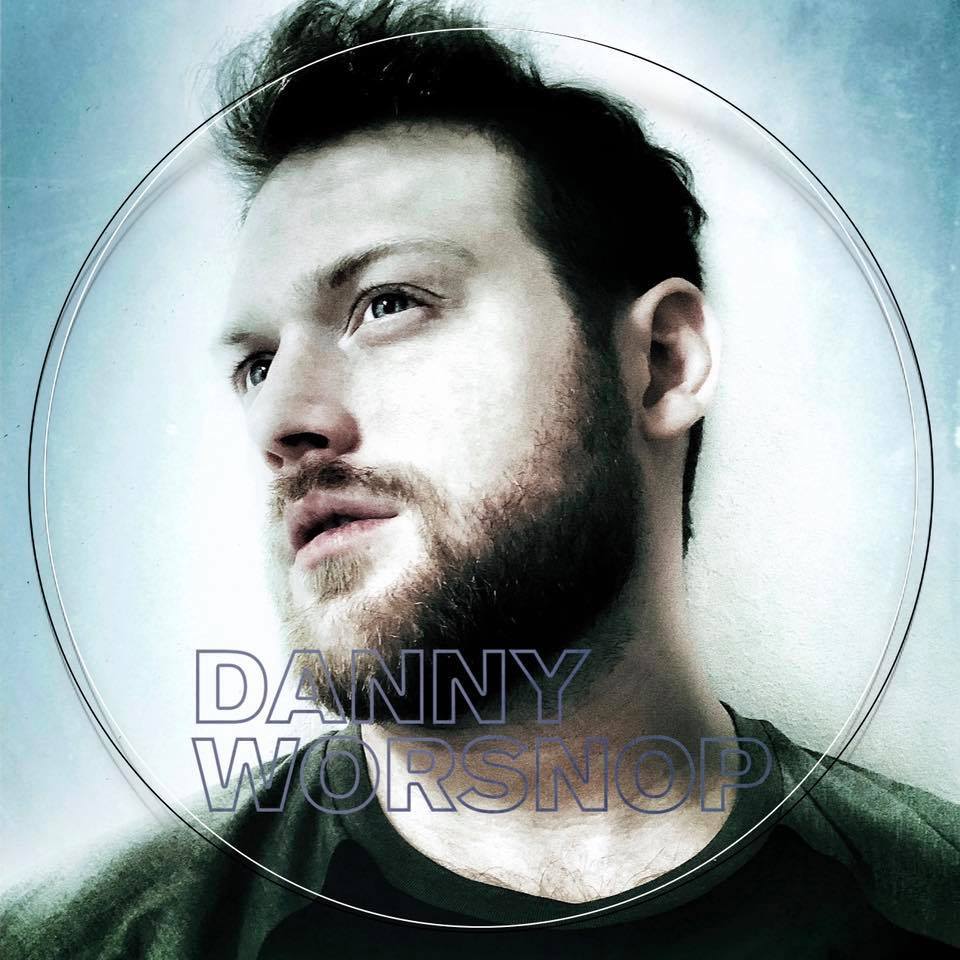 «Little Did I Know» es el nuevo tema de Danny Worsnop