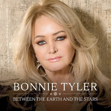Bonnie Tyler ha prublicado el video de la canción principal de su próximo álbum, «»Between The Earth And The Stars»