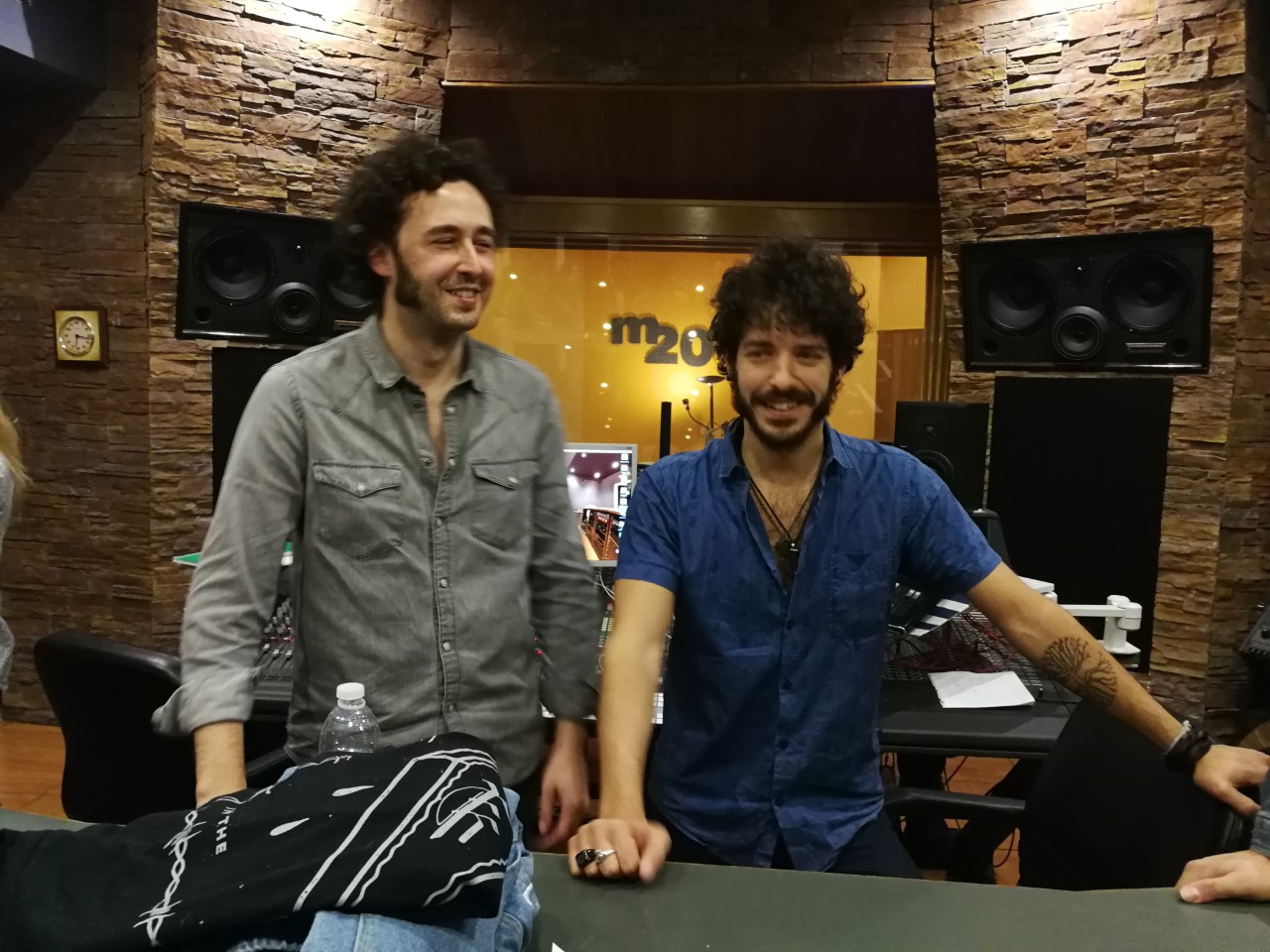Pre escucha de «Doble o Nada» el nuevo trabajo de Los Fesser