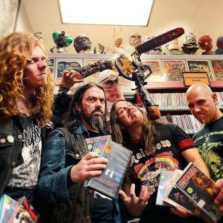 Exhumed nos presenta su single «Sick At Heart»