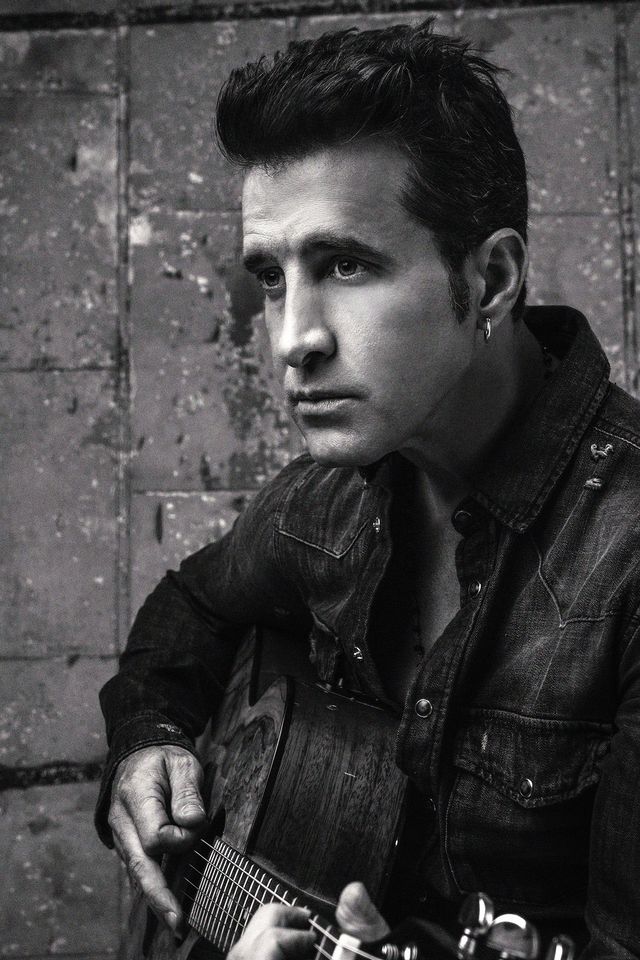 Nuevo video lyric de Scott Stapp para su tema «World I Uses To Know»