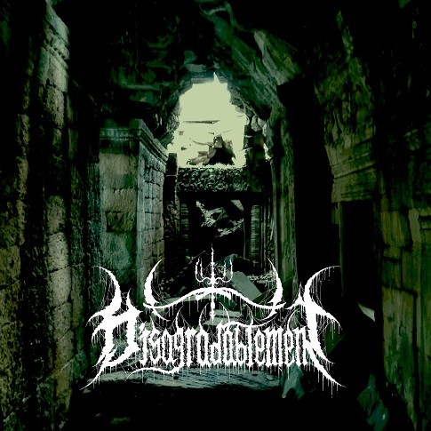 Disagradablement presenta su EP debut