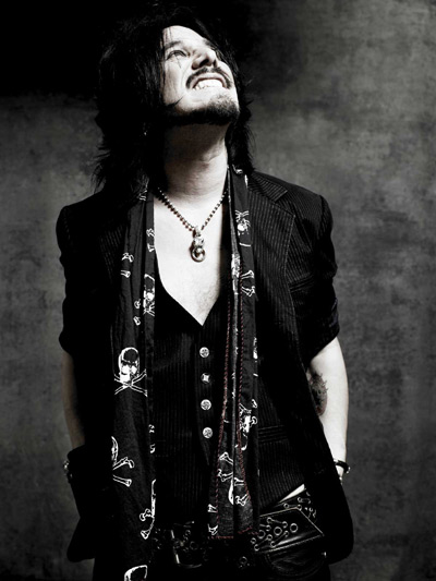 Nuevo single de Gilby Clarke con Nikki Sixx y Stephen Perkins como invitados