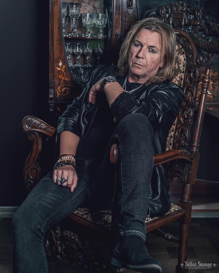 Ronnie Atkins anuncia un nuevo trabajo en solitario