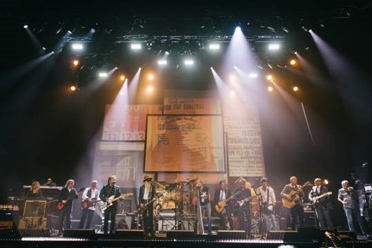 Billy Gibbons y Kirk Hammett en el homenaje de Mick Fleetwood & Friends