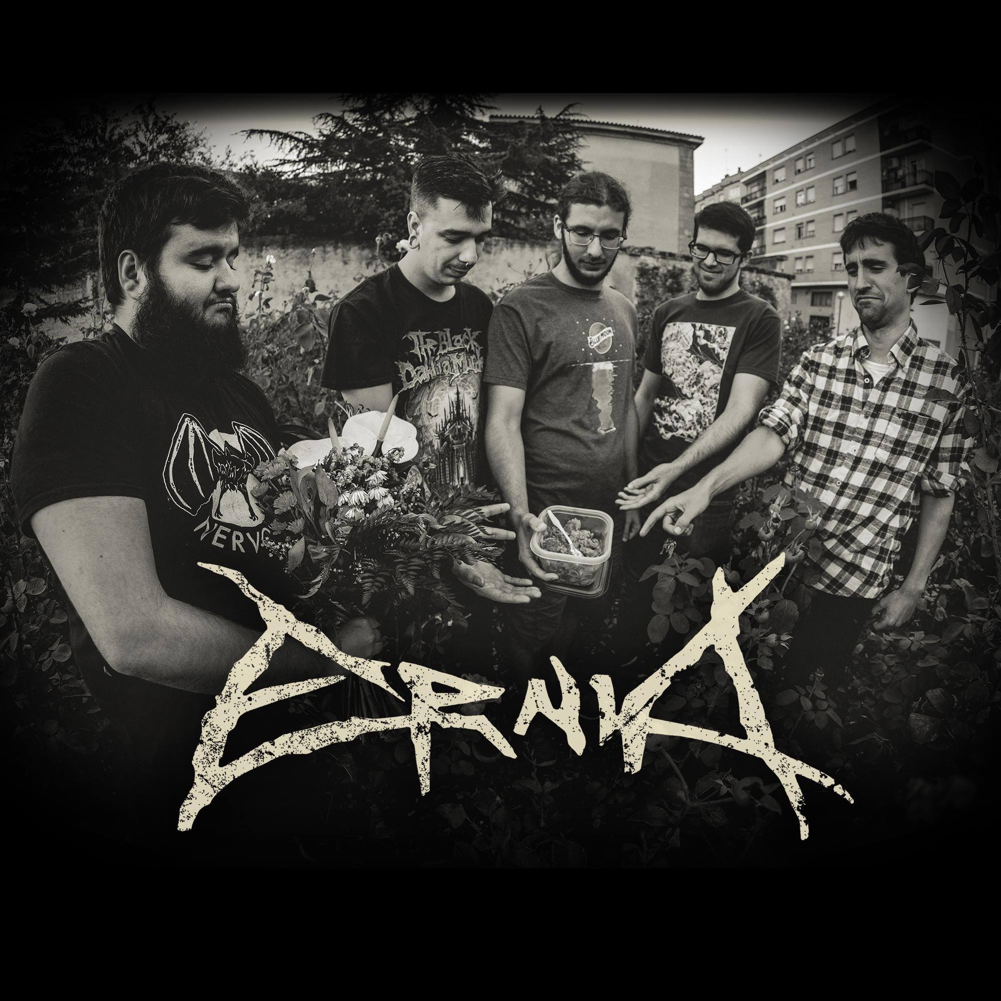Ernía presenta su disco debut