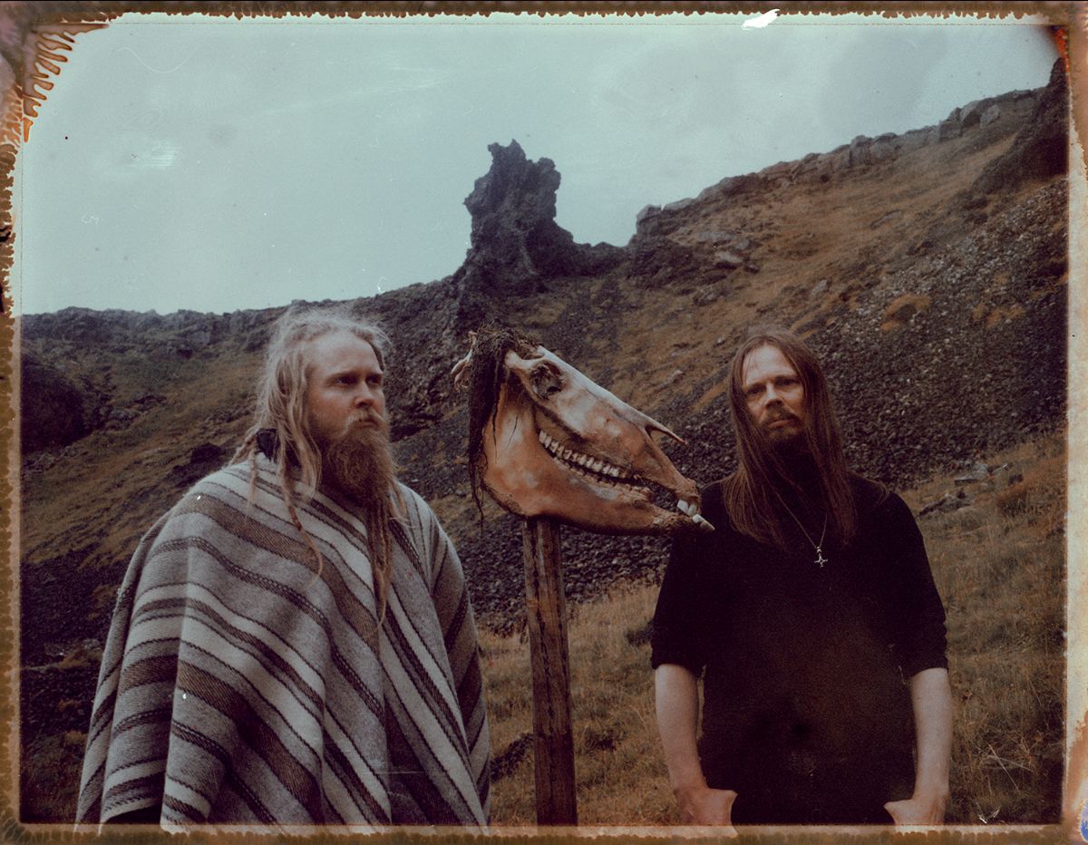 Nuevo video de Katla para su tema «Hvítamyrkur»