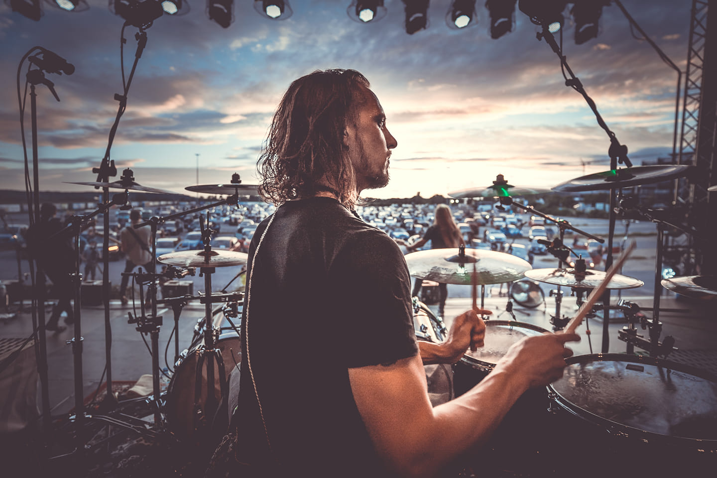 Andi Schnitzer batería y miembro fundador de Kissin´Dynamite anuncia su salida de la banda