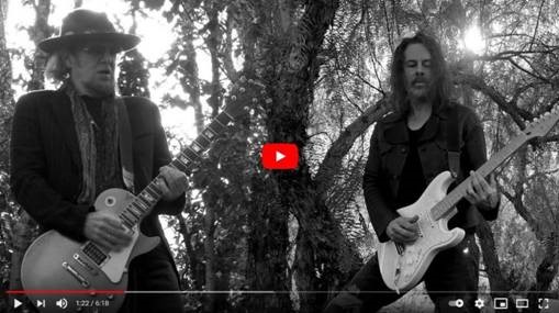«Scars», nuevo single de Smith & Kotzen