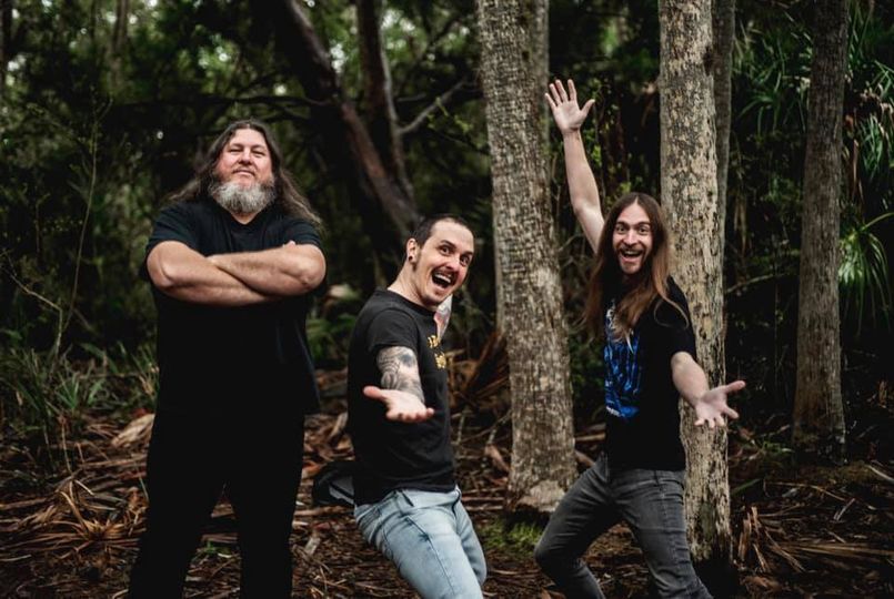 Portada del disco debut de Inhuman Condition