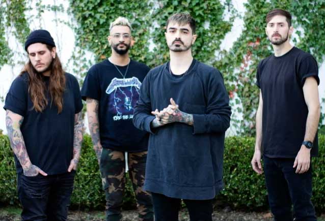 Like Moths To Flames lanza dos nuevas canciones