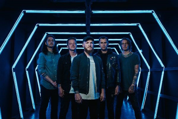 Estreno del nuevo video de We Came As Romans