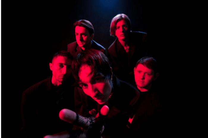 Bring Me The Horizon nos presenta el video de su tema “DiE4u”