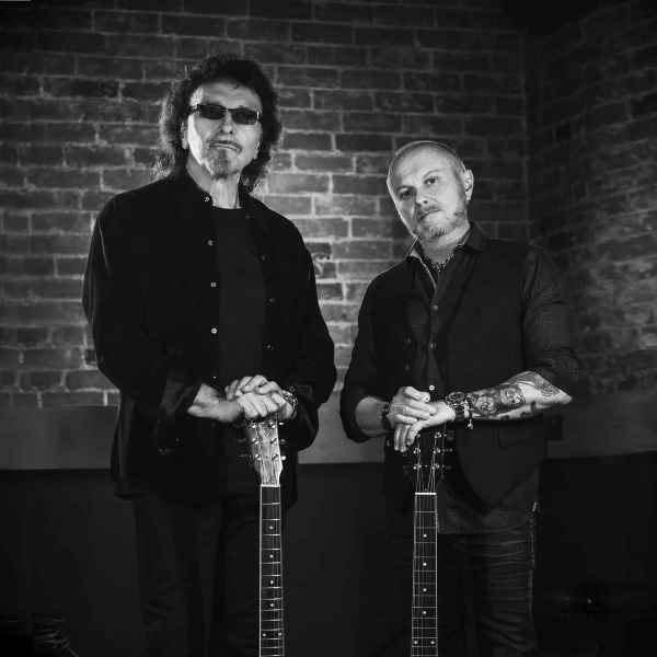 Tony Iommi, ha lanzado su nuevo single en solitario «Scent of Dark»