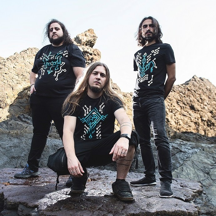 Deimocracry presenta su video «Earth»