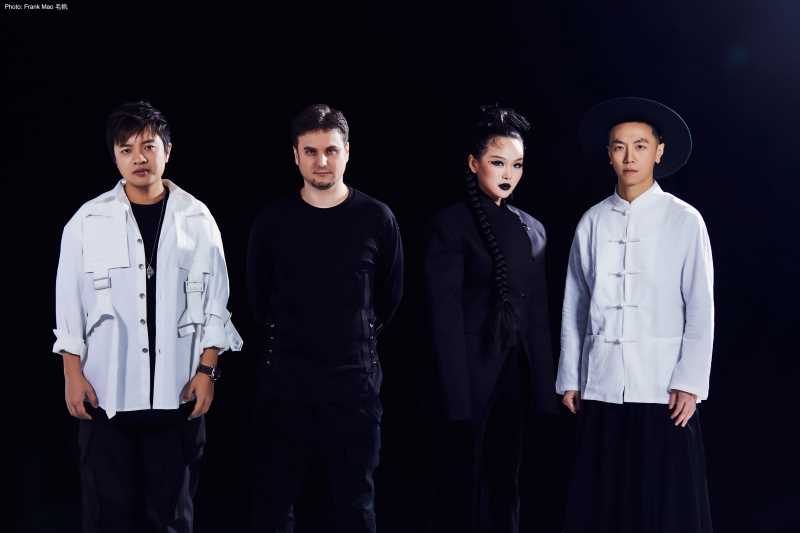 «Farewell», tercer single de la banda china OU