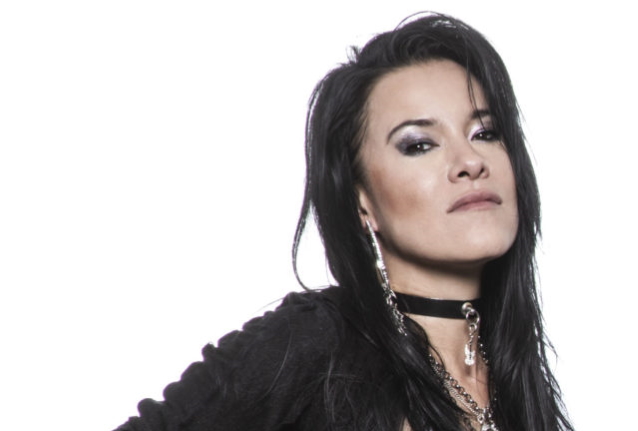 Jen Majura fuera de Evanescence