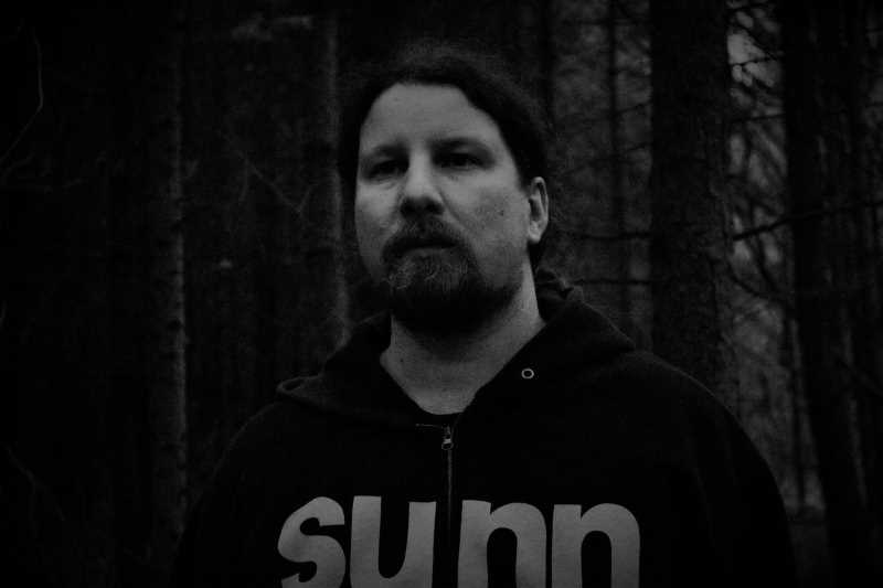 Se presenta Riven un proyecto unipersonal de Funeral Doom