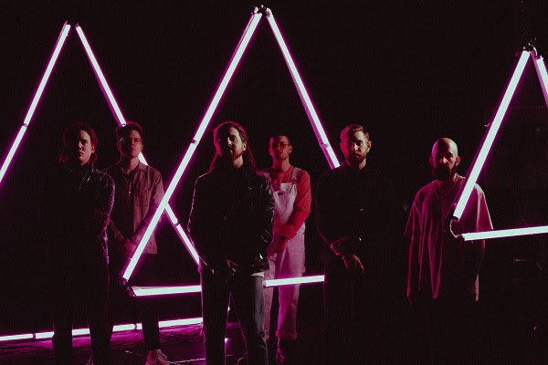The Devil Wears Prada anuncia nuevo disco, «Color Decay» y adelanta «Salt»