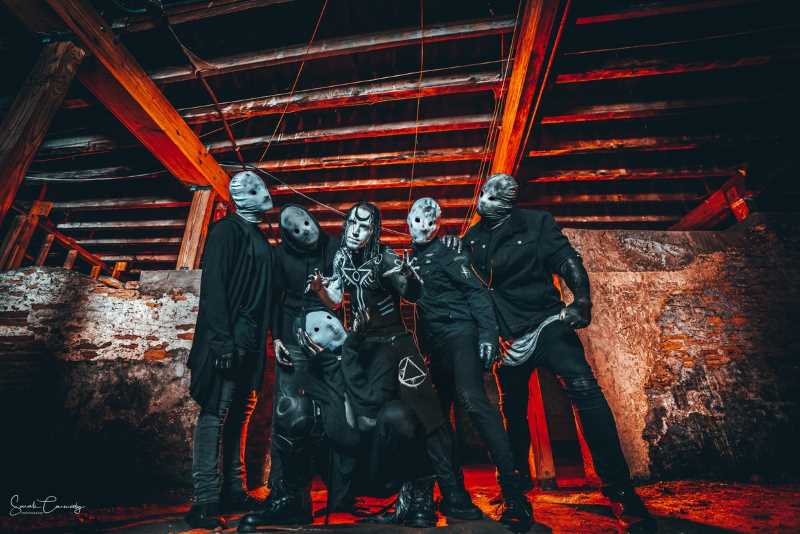 Cultus Black, la nueva sensación enmascarada