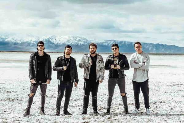 Asking Alexandria nos presenta el video de su tema «See What’s On The Inside»