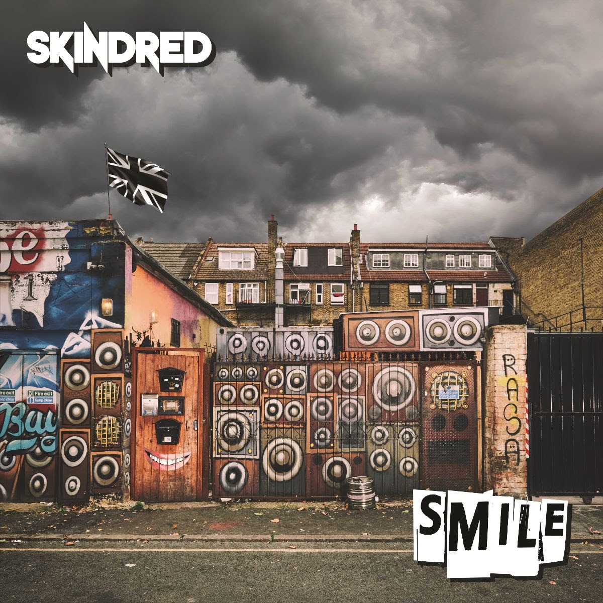 Skindred nos presenta su nuevo video para su single “LOVE (Smile Please)“