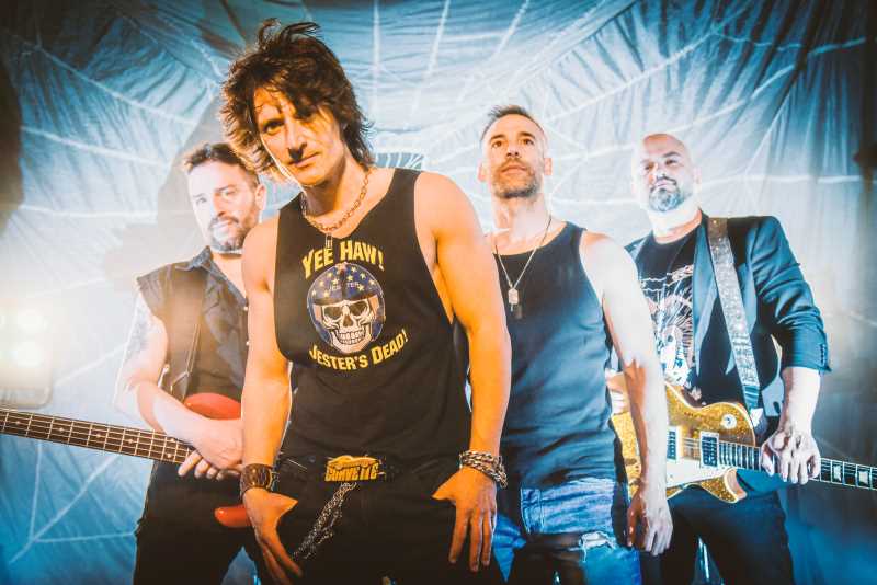 Lost Wingman presenta su nuevo single “Passing Away”