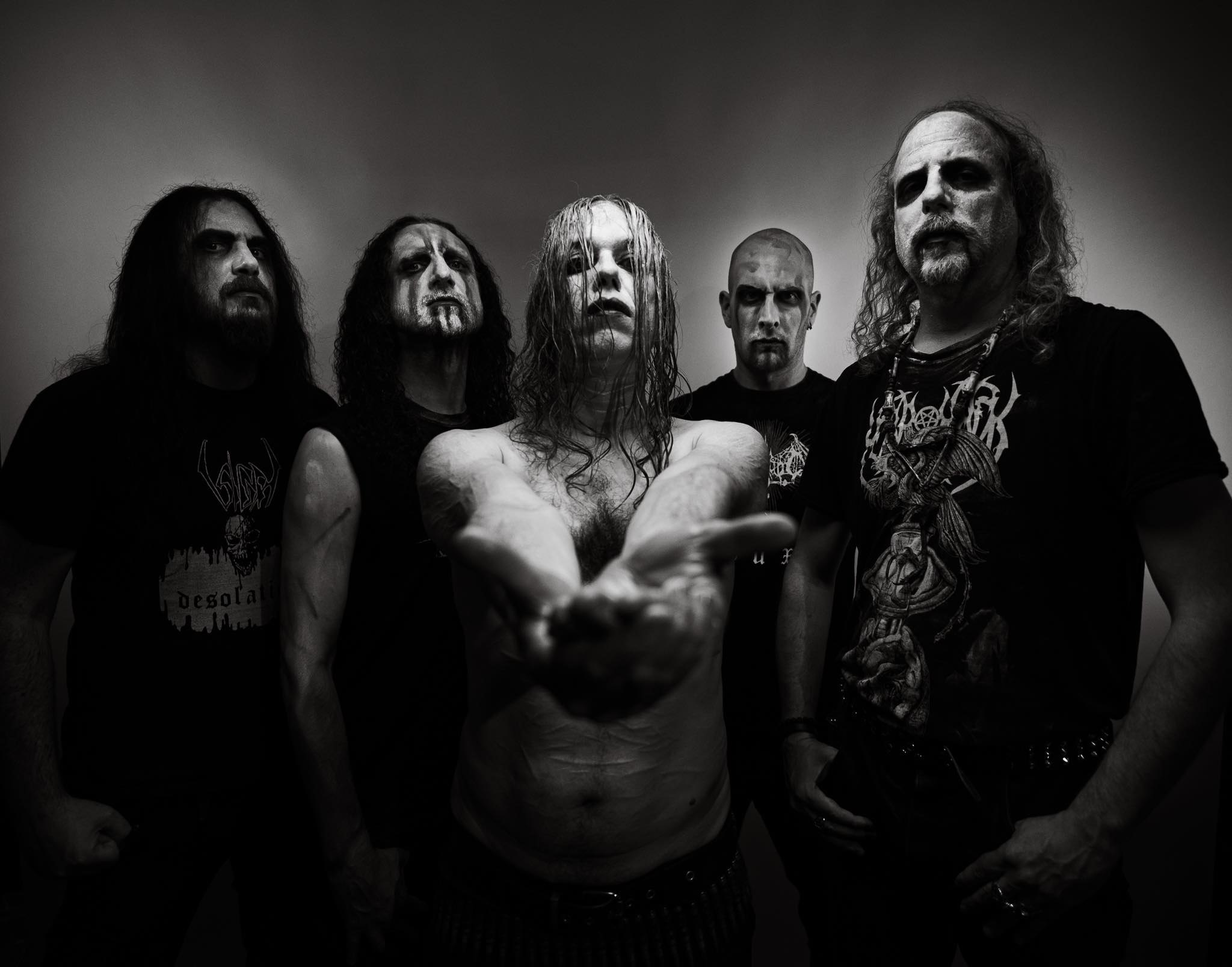 Los black metaleros franceses Merrimack nos presentan su nuevo single «Dead and Distant Clamors»