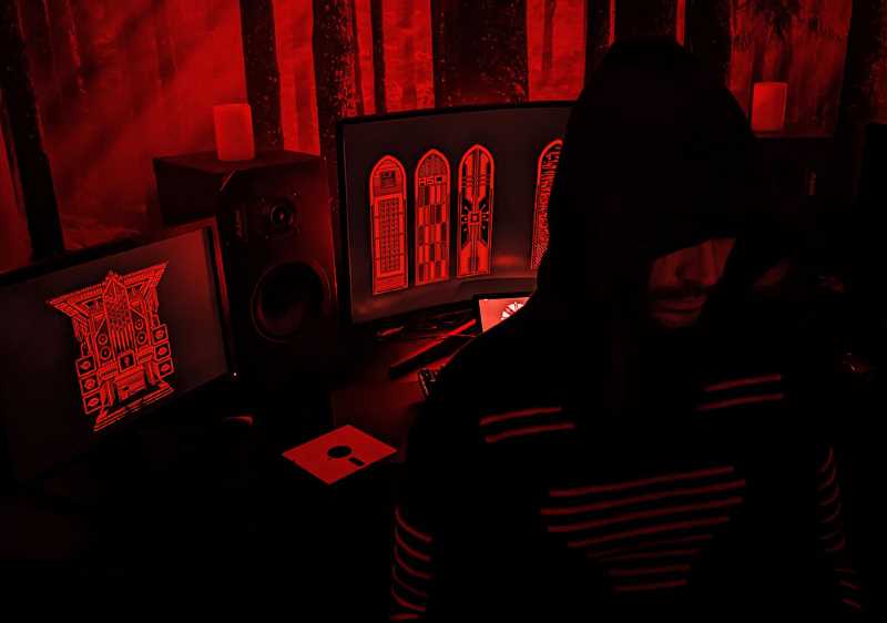 Keygen Church estrena su single «Nel Nome Del Codice»