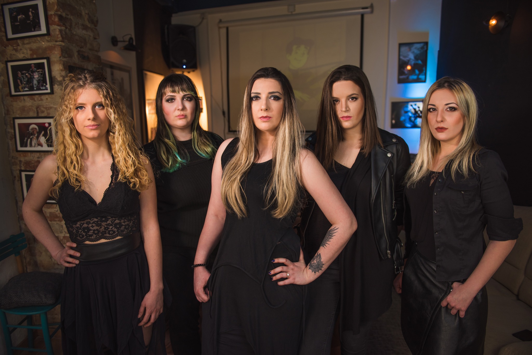 Estreno de un nuevo video de las serbias Nemesis de su canción llamada “Embrace Reality”.