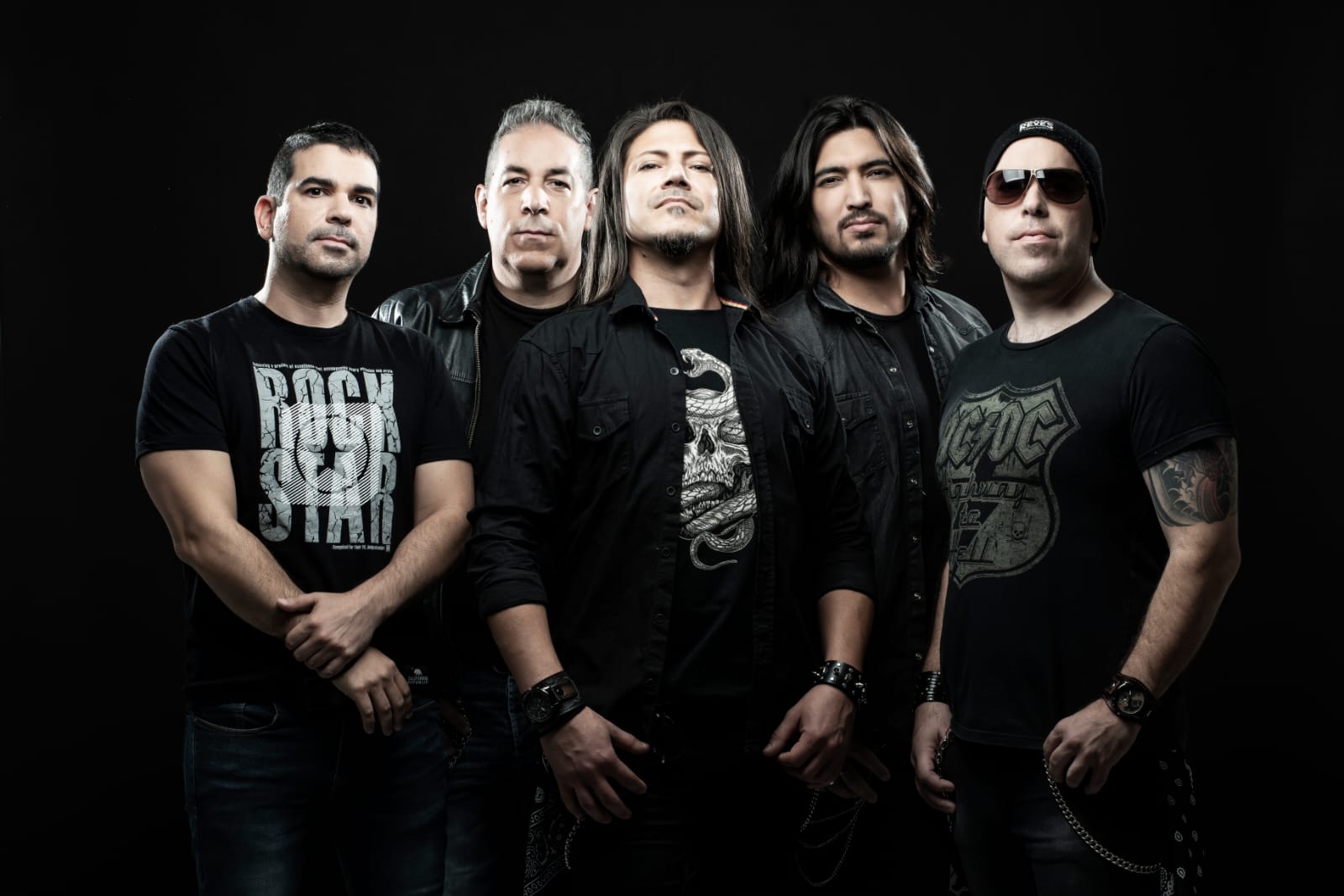 Entrevista a Diego Solis, lider y guitarrista de la banda argentina de Hard Rock Arpeghy