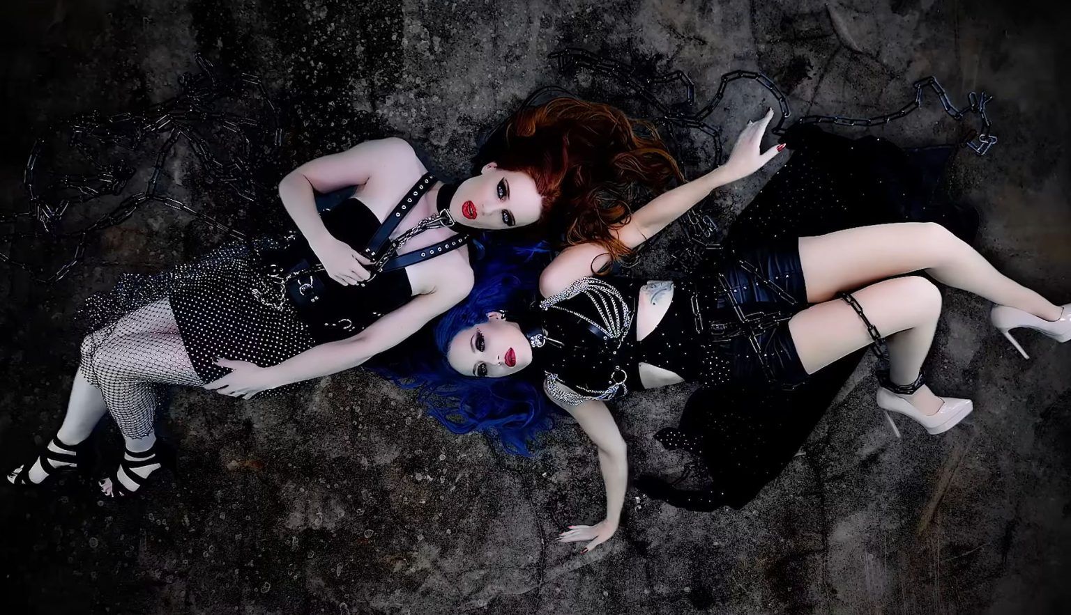 Simone Simons nos presenta el vídeo del single “Cradle To The Grave” con la invitada Alissa White-Gluz de Arch Enemy